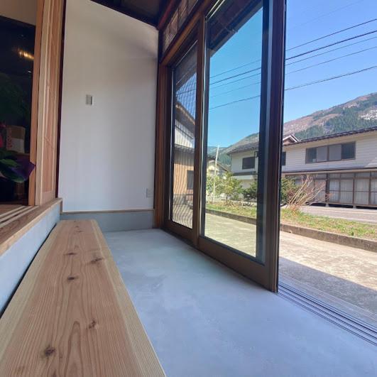 Gokayama Base Hotel Nanto Exterior photo