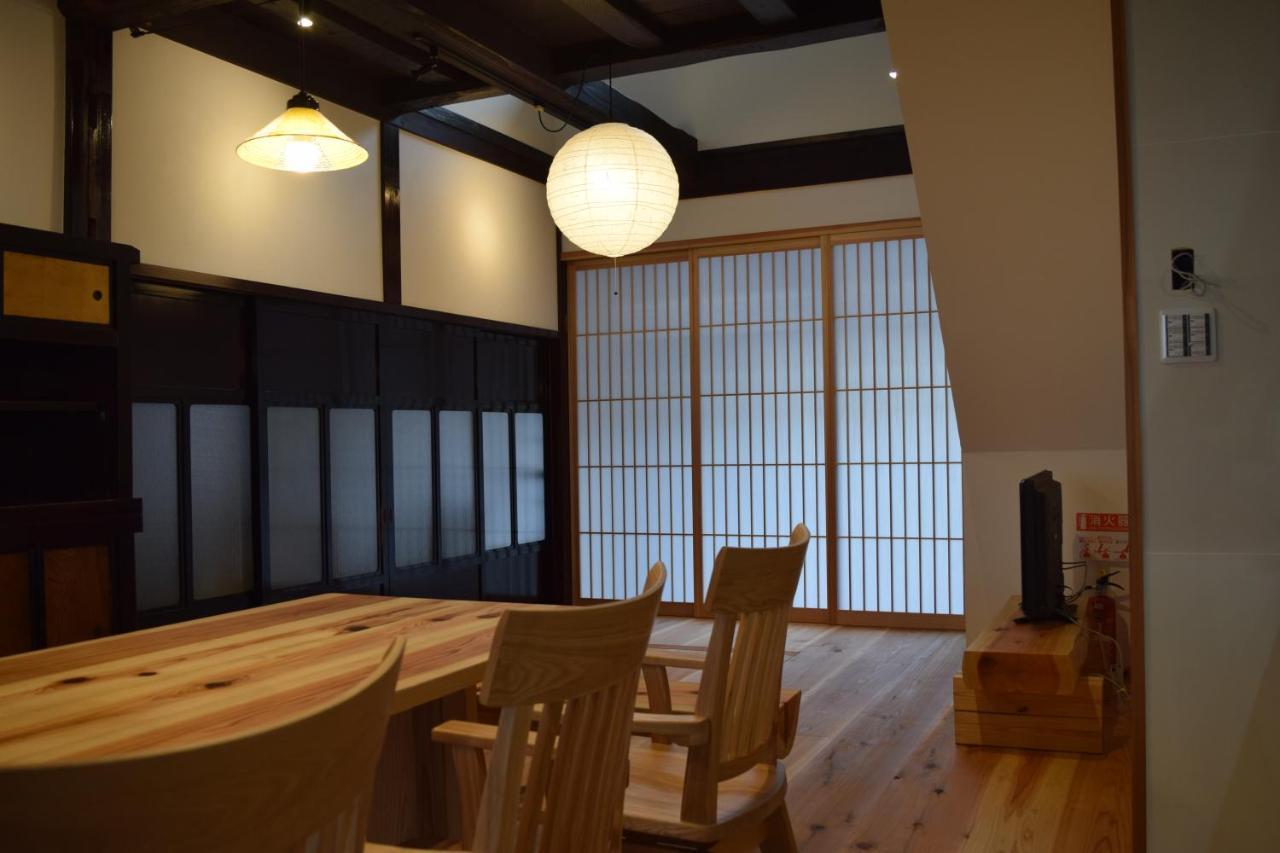 Gokayama Base Hotel Nanto Exterior photo